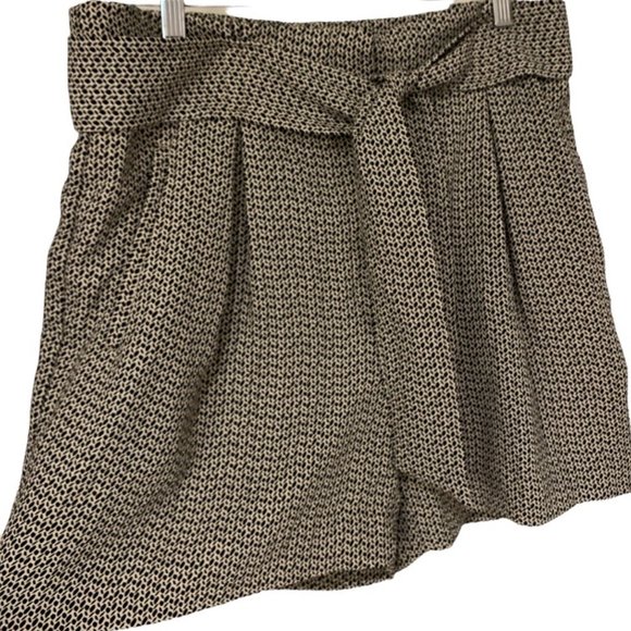 H&M Shorts Front Slant Pockets Tie Waist Size 10 - Picture 4 of 14